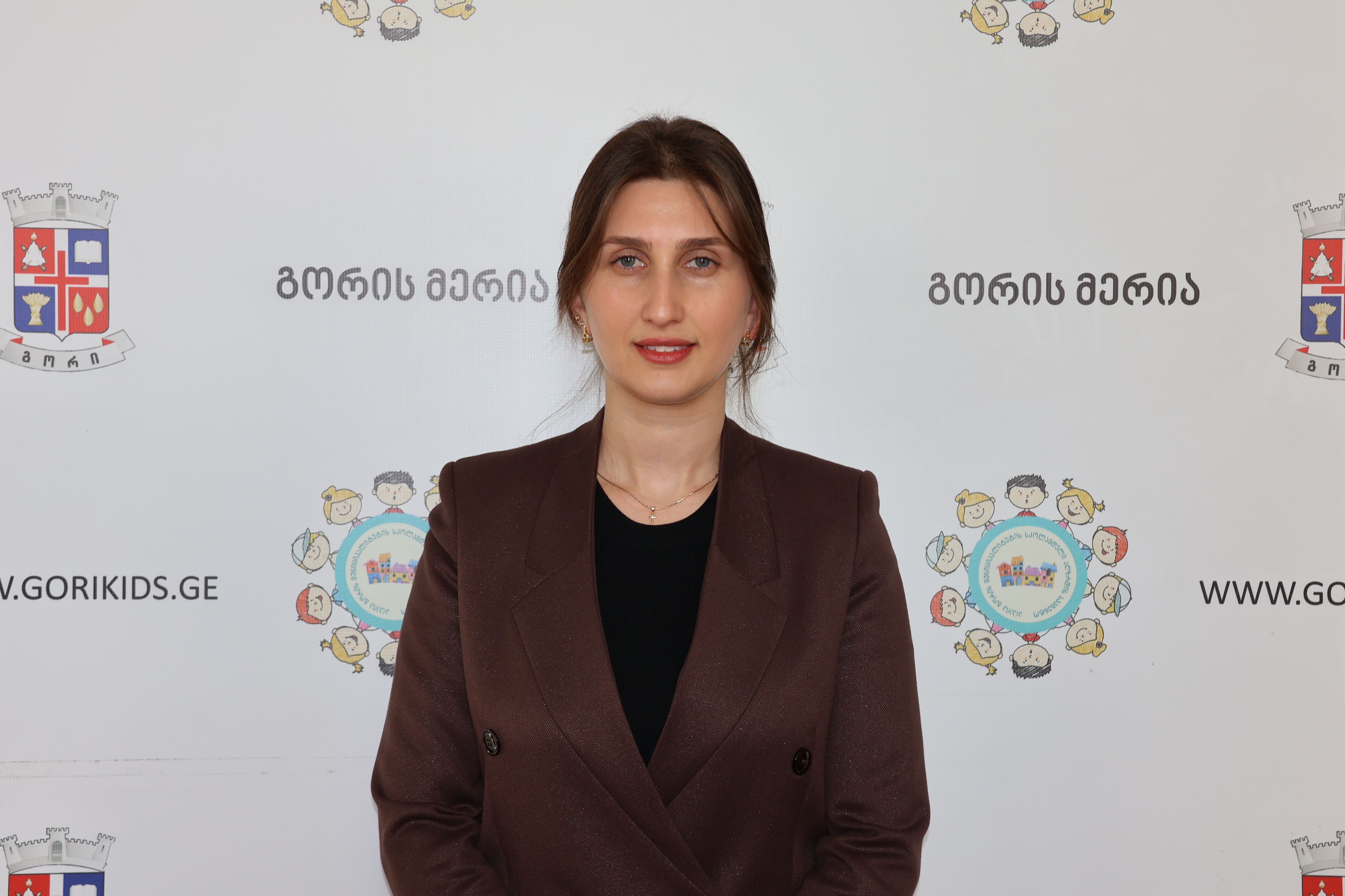 ხატია ღარიბაშვილი